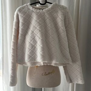 ☁️ ZARA White Faux Fur Sweater - Size S ☁️
